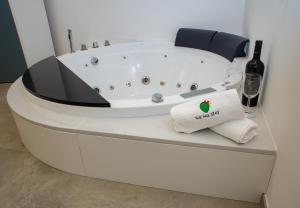 Urban Suite - The Fab Stay