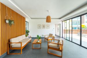 Santiago Oasis with Pool, Gym, & Free Parking