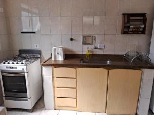 Apto 2 dormitórios Guarujá