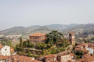 Castello di Casalborgone, Luxury Italian Castle Hotel