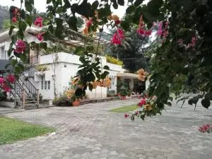 April Cottage Munnar Adimali - 卡拉瓦提亚尔