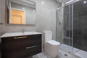 City Center Apt with Elevator Your Office inLisbon