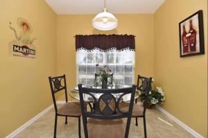 Family Villa Near Disney with Private Pool