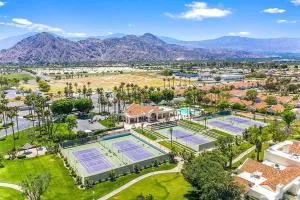 منتجع ديزرت بريزيس - لا كينتا