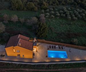 Villa Florina Ninski Stanovi