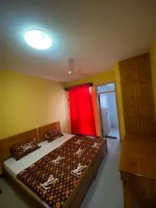 Pleasant Guest house - Oyibi