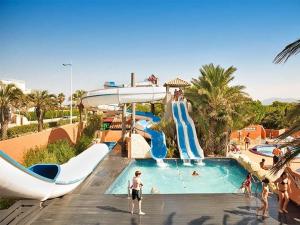 Campings Mobile home acces plage direct mar Estang : photos des chambres