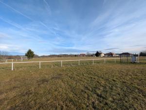 Maisons de vacances Gite familial avec terrasse et espace enfants a Faymont - FR-1-583-370 : photos des chambres