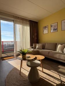 Yellow Bliss Apartment Makkum Beach