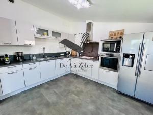 Maisons de vacances Gite des Claires - Avec piscine creusee privative, aux portes de l-Ile d-Oleron : photos des chambres