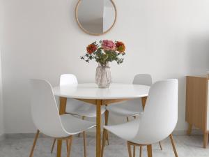 Apartamento acogedor - piscina - parking