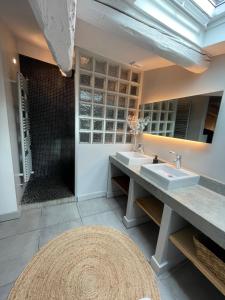B&B / Chambres d'hotes La Tuilerie du Bazalac : photos des chambres