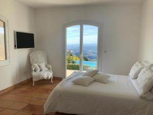 Maison charmante à Aspremont avec piscine privative