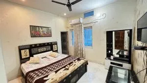 Hotel Sunset - Orchha