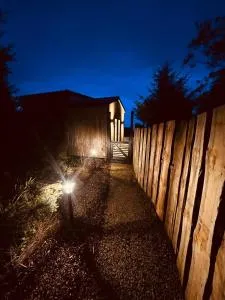 Sionnach Cabin - Private outdoor hot tub - Pet friendly - Kinlough