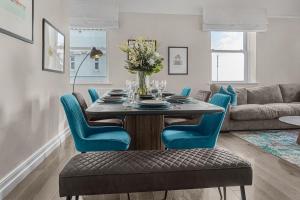 New beautiful 5 bedroom Apt in Kemp Town