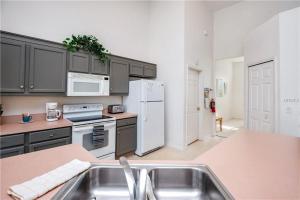 Highlands Retreat: Pool, Golf & Disney Nearby