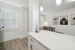 Fairfax Apartments 603 Spacious 1 Bed 1 Bth