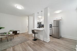 Fairfax Apartments 603 Spacious 1 Bed 1 Bth