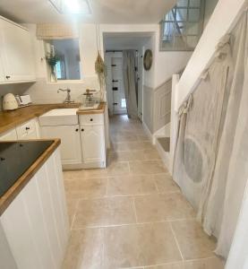 Charming One Bed Cottage in Historic Market Town