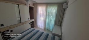 Casa com 02 quartos, Meia Praia - Itapema