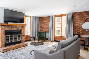 Lofts du Vieux-Port by Gray Collection