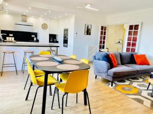 Appartements Appartement YELLOW proche de la gare de Perpignan : photos des chambres