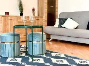 Real Life Apartament - Wolica