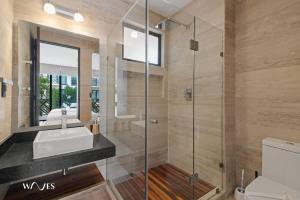 2 BR Apartment with Spacious Loft Close from Beach Zone