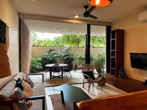 Spacious 2 BR Apartment with Private Pool Top Amenities