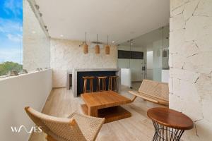 Prime Location 2 BR Apartment with Natural Ligthed & LX Amenities by Waves Management