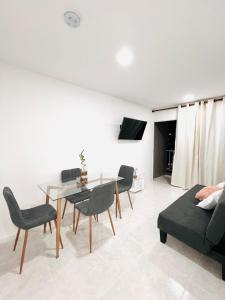 Cozy Beachside 3BR Apartment near the Walled City