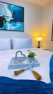 Luxury Studio with Jacuzzi near IAH