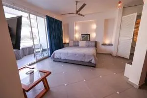 Studio with Terrace Cozumel Downtown - Banco Playa