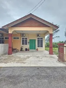 Mumtaz Beach Homestay - Kampong Sura Masjid