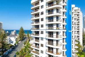 Surfers Paradise Entire Apartment