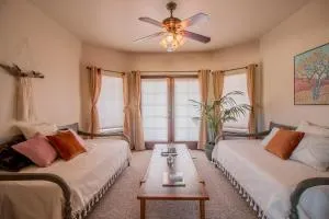 The Hive House at Castoro Cellars - 坦普尔顿