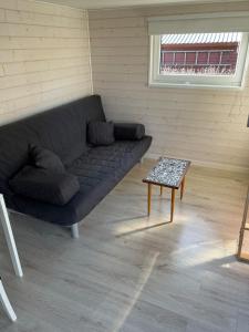 ATTEFALLSHUS on HÖNÖ, 4 beds