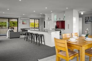 4 Bedroom House - Gorgeous View