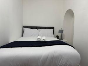 4 Beds House for Families & Contractors with Free Parking