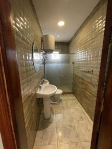 Queen isis pyramids view hotel