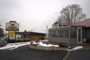 Juniper Motel Madras - Fossil