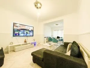 luxury retreat 5 bedrooms with driveway & garden - 锡德卡普