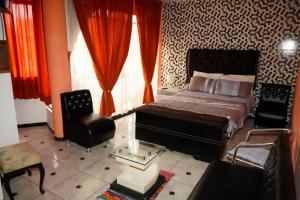 Hostal Luren - Parking