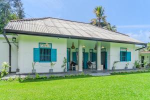 Lake House by Unrushed