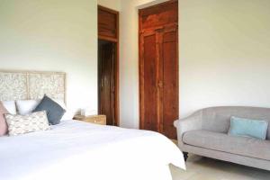 Villa Madura - new 3 BR Villa w rice paddy view