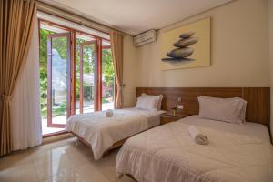 Family Only Villa with Private Pool & Hill View- De Reiz Dago Syariah 3BR