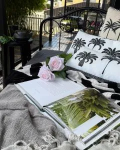 Ebony & Ivory Villa - Солджерс-Пойнт