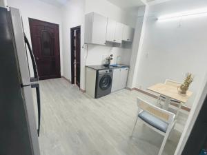 Night Owl - Thu Khoa Huan