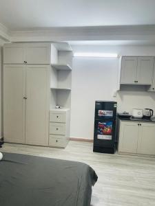 Night Owl - Thu Khoa Huan